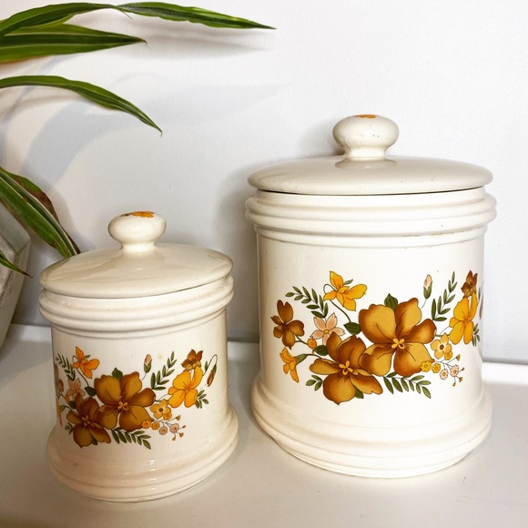 Vintage 1970’s Kitchen Canisters - Picture 1 of 3